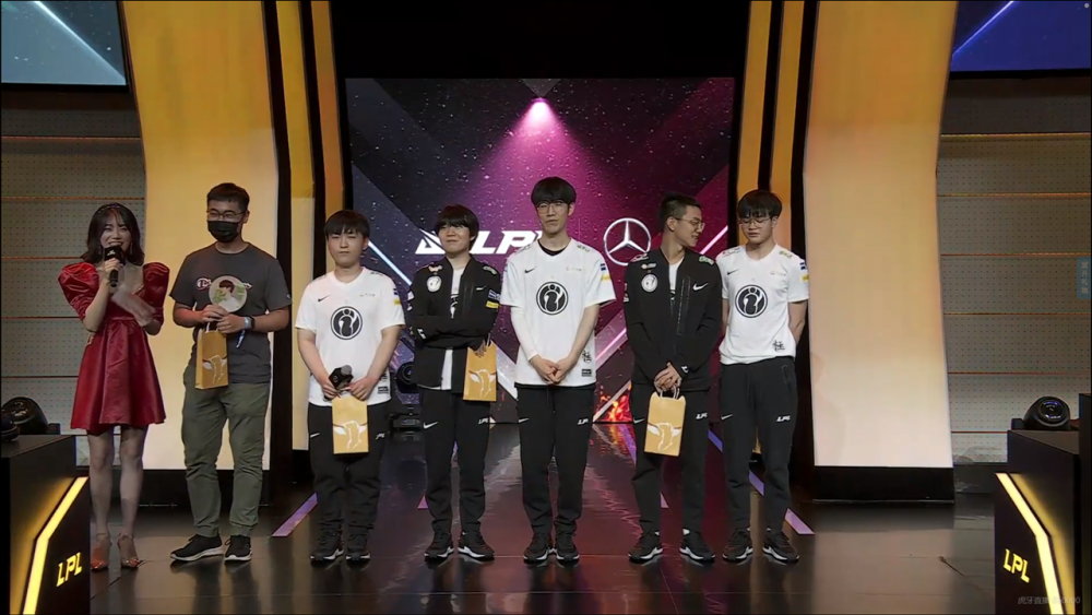 关于TheShy遭遇七连败，美国队教练面临压力！的信息